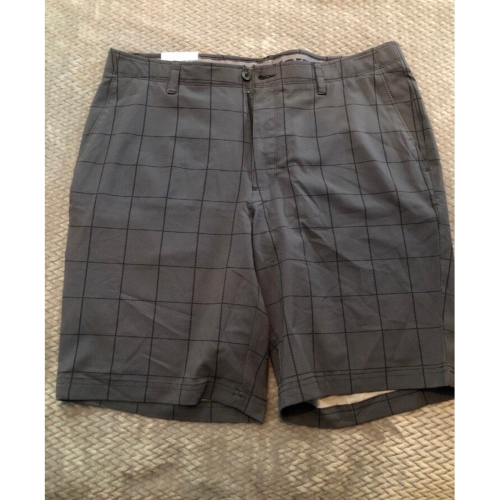 PGA Tour Mens Shorts size 38 - Brand New!
